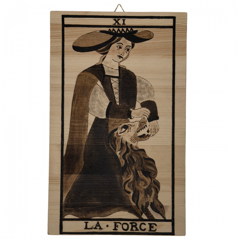 Tavola arcano forza artigianale in legno inciso a mano - 30 x 18,5 cm